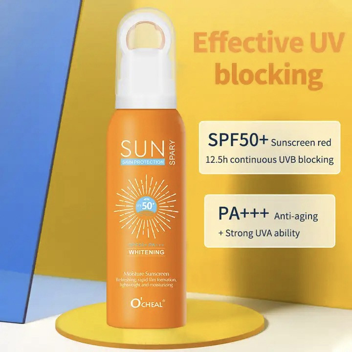 اسپری ضدآفتاب بدون رنگ اوچیل SPF 50 سبک محافظت UVA ، UVB و +++PA حاوی آبرسان مناسب انواع پوست با حجم 150 میلی لیتر