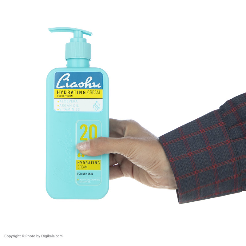 کرم آبرسان لیاشو Aloevera حجم 330 میلی لیتر