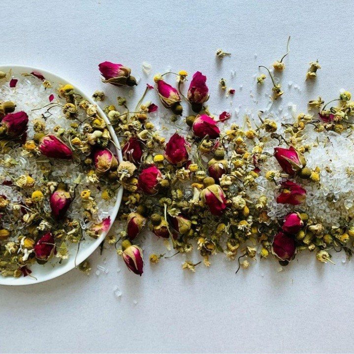 نمک حمام رز گلد Star Mix 6 وزن 1000 گرم