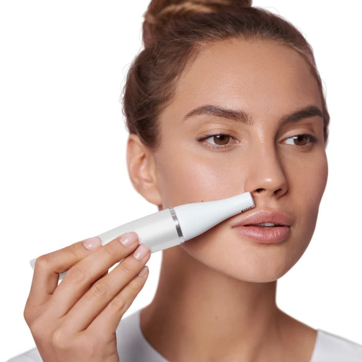 اپیلاتور براون مدل Silk-epil 9 9-538 به همراه ماشین اصلاح صورت و اپیلاتور لایه بردار براون