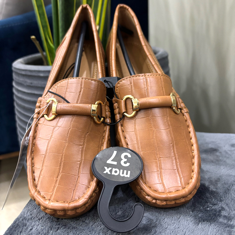 کفش کالج زنانه مکس مدل Textured Slip-On Moccasins With Metallic Accen