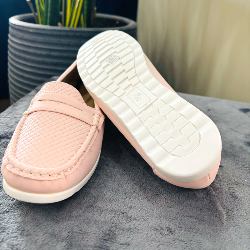 کفش کالج زنانه مکس مدل Textured Slip-On Moccasins