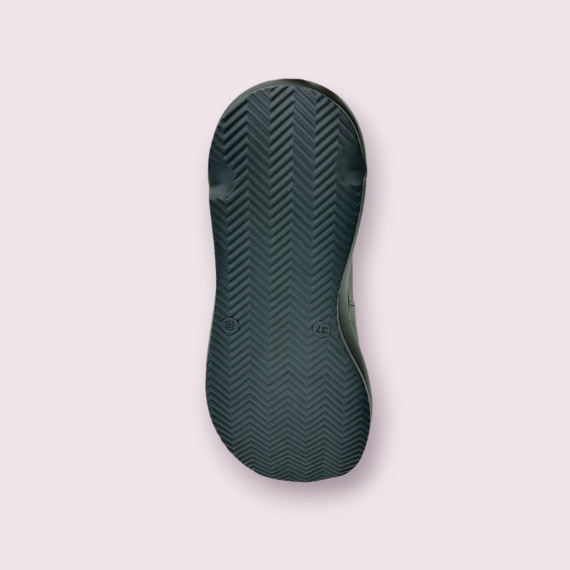 کفش روزمره زنانه ریباری مدل R9