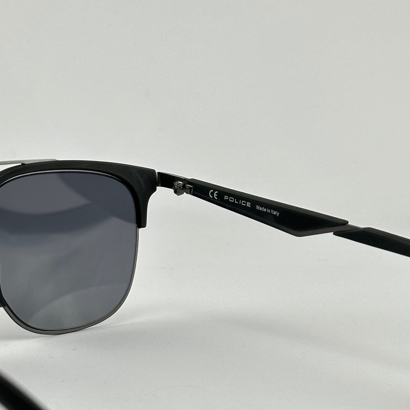 عینک آفتابی پلیس HUXLEY2 SPL875 COL.0627